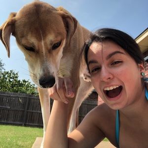 Meet your Posher, Nicole